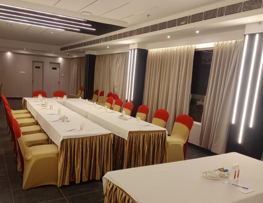 Northin Hotel Calcutta  Esterno foto